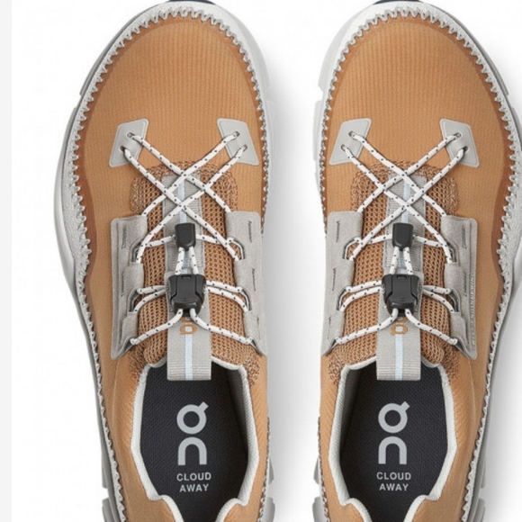 NIB On Cloudaway Running Shoe - Picture 4 of 9